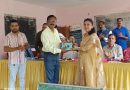 आदिम जाति मिना ट्रस्ट तर्फे शालेय विद्यार्थ्यांना शालेय वस्तू वाटप; साहित्यिक संजय पाटील मायखोपकर हस्ते ज्ञानवर्धक पुस्तके भेट