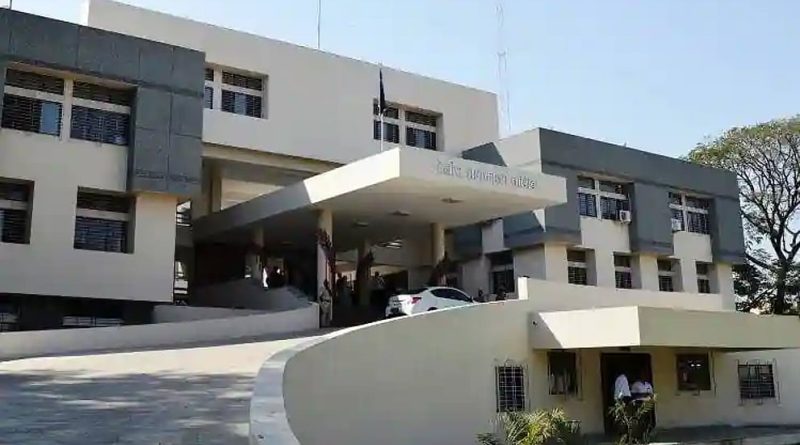 आयुक्तालयातील खाकी दुर्गा : नाशिकच्या कॉर्पोरेट अंधारात न्यायाच्या प्रकाशाची आशा  धर्मांतर, मानसिक गुलामी, लैंगिक शोषण…  …… कुमार कडलग, नाशिक…….