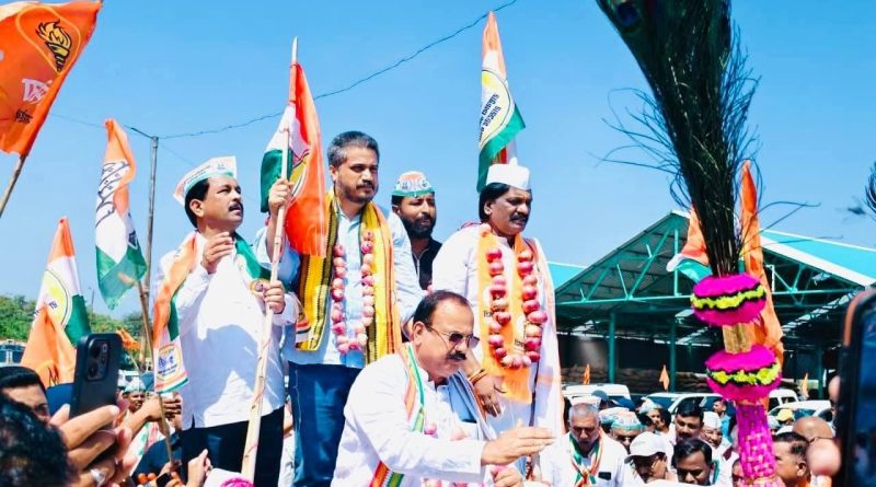 *कांद्याला तीन हजाराचा भाव मिळण्यासाठी चांदवडमध्ये शेतकरी आक्रमक;*      *रोहित पवारांसह महाविकास आघाडीचे नेते ताब्यात*