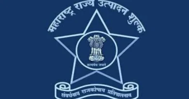 विषारी दारू मृत्यू प्रकरणाचे पडसाद : राज्य उत्पादन शुल्क विभागातील १३ अधिकारी-कर्मचारी निलंबित  पुण्यातील १२ जणांच्या मृत्यूनंतर आयुक्तांची कठोर कारवाई; कर्तव्यातील हलगर्जीपणाचा ठपका