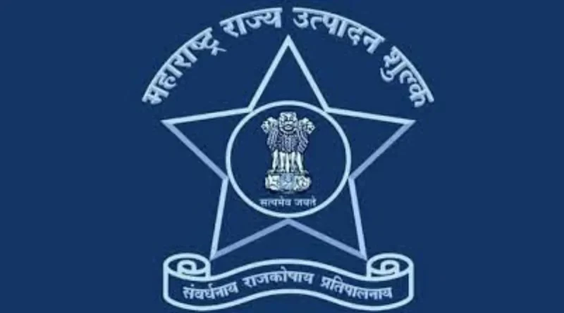 विषारी दारू मृत्यू प्रकरणाचे पडसाद : राज्य उत्पादन शुल्क विभागातील १३ अधिकारी-कर्मचारी निलंबित  पुण्यातील १२ जणांच्या मृत्यूनंतर आयुक्तांची कठोर कारवाई; कर्तव्यातील हलगर्जीपणाचा ठपका