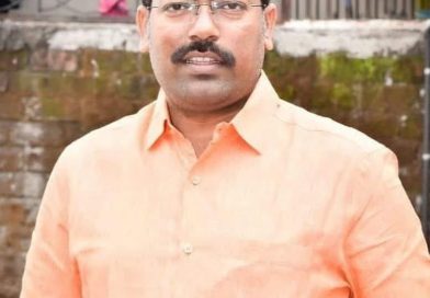 वारे पठ्ठया! कुणीतरी बोलायलाच हवं होतं…!